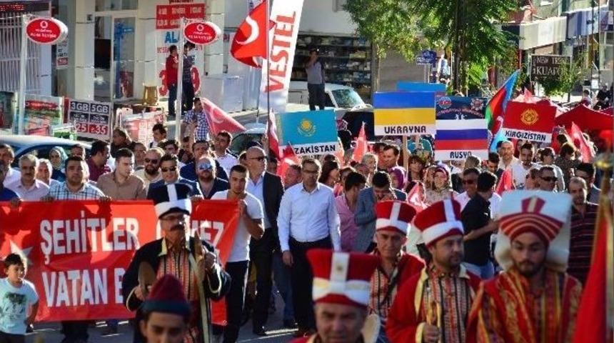 Pursaklar Şehitler İ&ccedil;in Y&uuml;r&uuml;d&uuml;