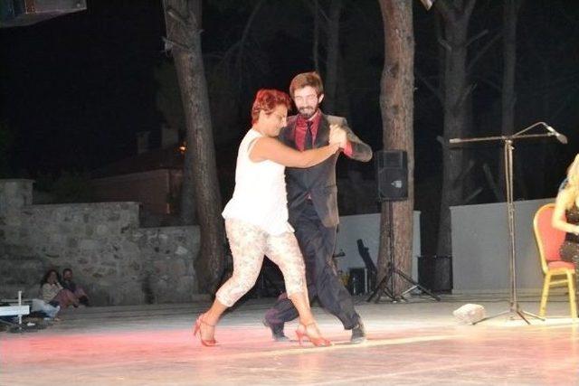 Ayvalık’ta Tango Ve Aşk Gecesi