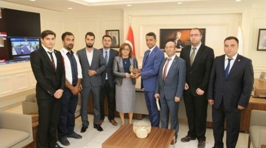 Gen&ccedil; T&uuml;msiad&rsquo;dan Şahin&rsquo;e Ziyaret