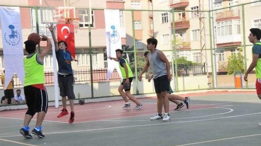 Akşehir&rsquo;de 2. Geleneksel Sokak Basketbolu Heyecanı Başladı