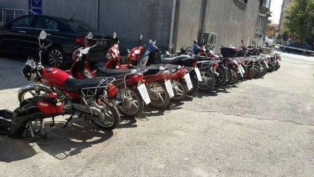 Konya’da Motosiklet Ve Elektrikli Bisiklet Hırsızları Yakalandı