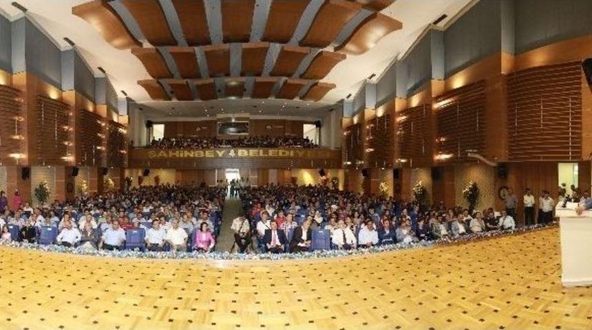 Başarılı &Ouml;ğrenciler &Ouml;d&uuml;llendirildi