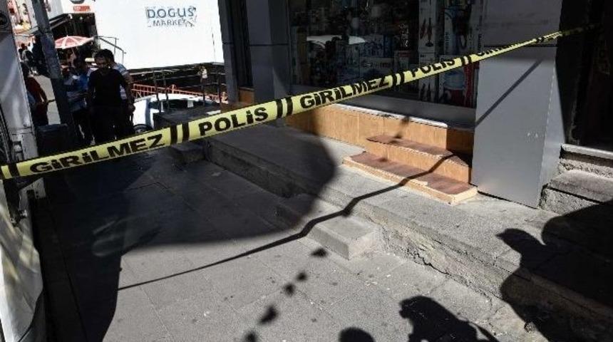 Husumetli Olduğu Şahsa Sokak Ortasında Kurşun Yağdırdı