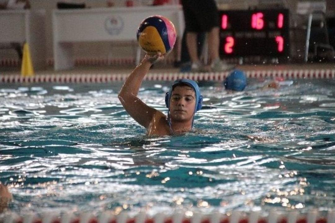 Minik Erkekler T&uuml;rkiye Sutopu Şampiyonası&rsquo;nı Enka Kazandı