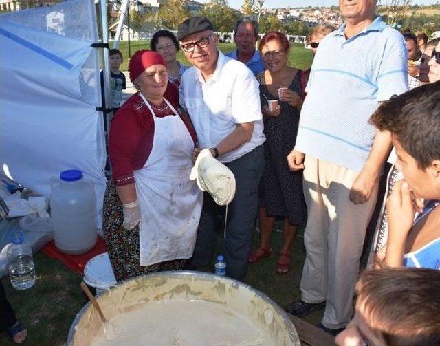 2. Bağbozumu Ve Ekoloji Festivali’nde Bulama Ve Pekmez İkramı