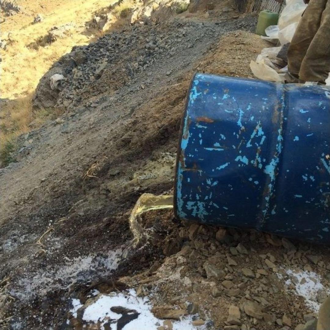 &Ccedil;ukurca Kırsalında M&uuml;himmat Ve Bazı Ter&ouml;ristlerin Cesetleri Bulundu