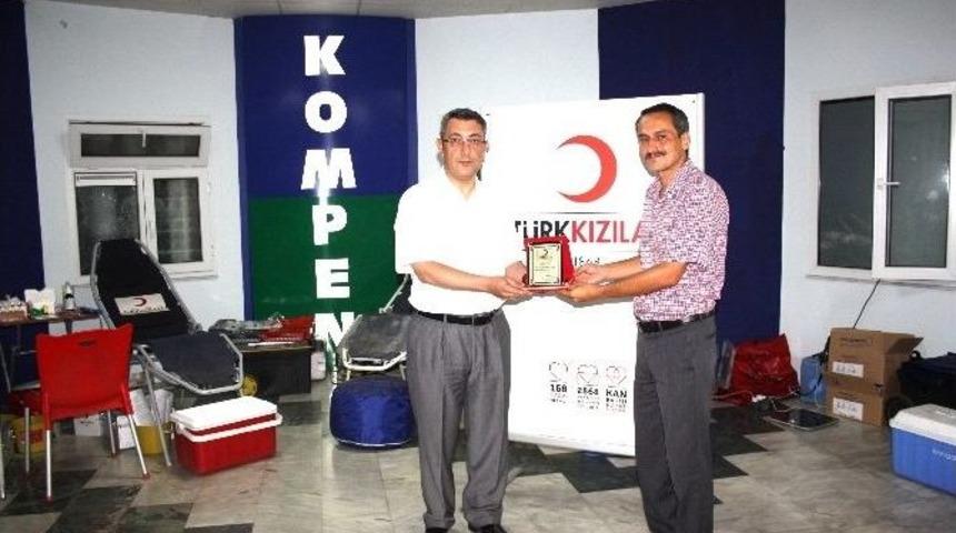 Kompen &Ccedil;alışanları Kan Bağışına Devam Ediyor