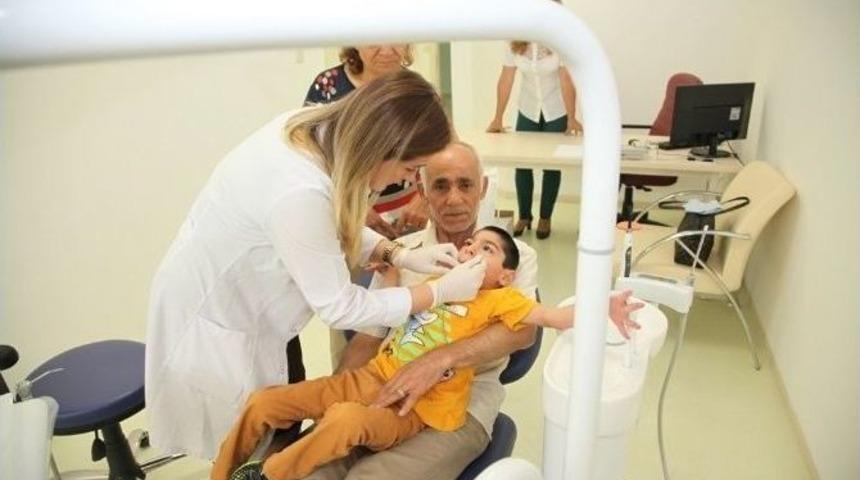 Kartal Belediyesi&rsquo;nden Dowv Sendromlu Vatandaşlara Diş Sağlığı Desteği