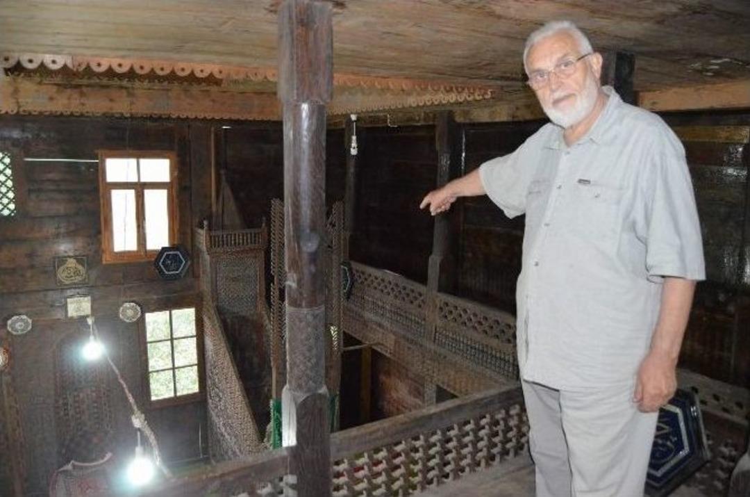 Tarihi Cami İlgi Bekliyor