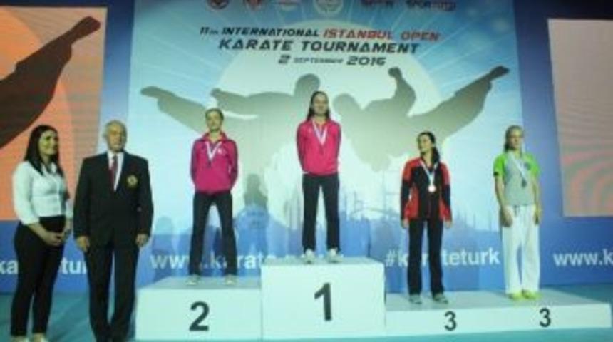 Kağıtsporlu Karateciler İstanbul Open’da Kürsüye Çıktı