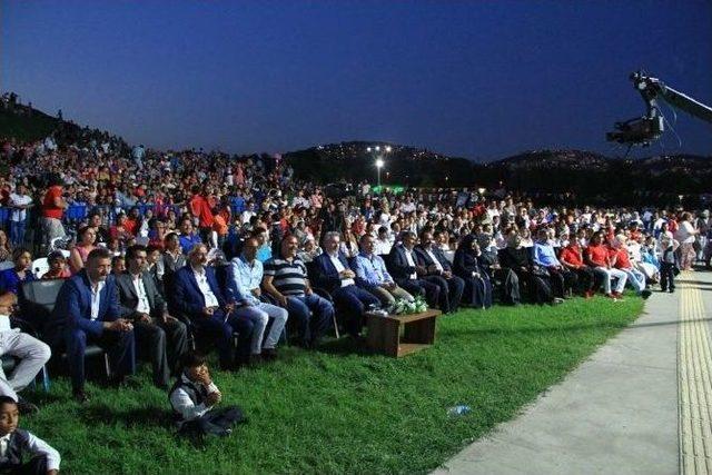 Roman Sünnet Çocukları Doyasıya Eğlendi