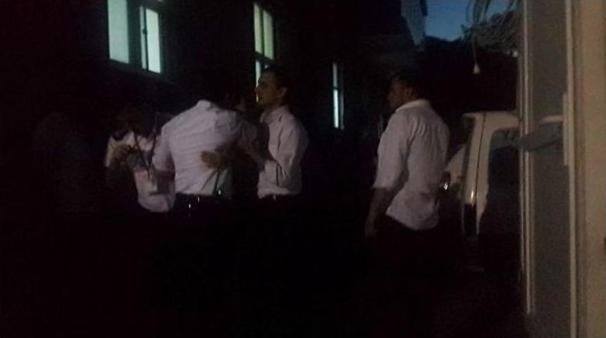 Hastanede Tekme Tokat Sigara Kavgası