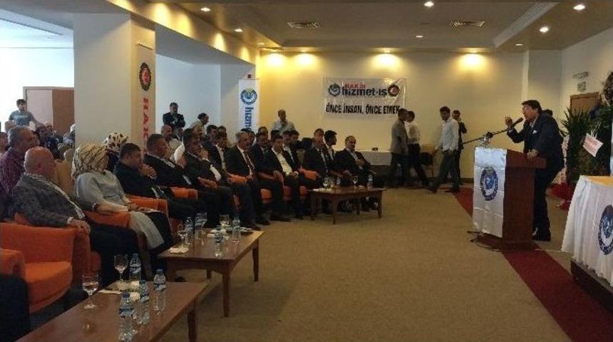 Aydemir: M&uuml;barek Bir İş &Uuml;zeresiniz!