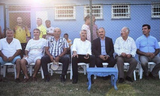 Yıldızlar Futbol Grubu Sezon Açılışını Yaptı