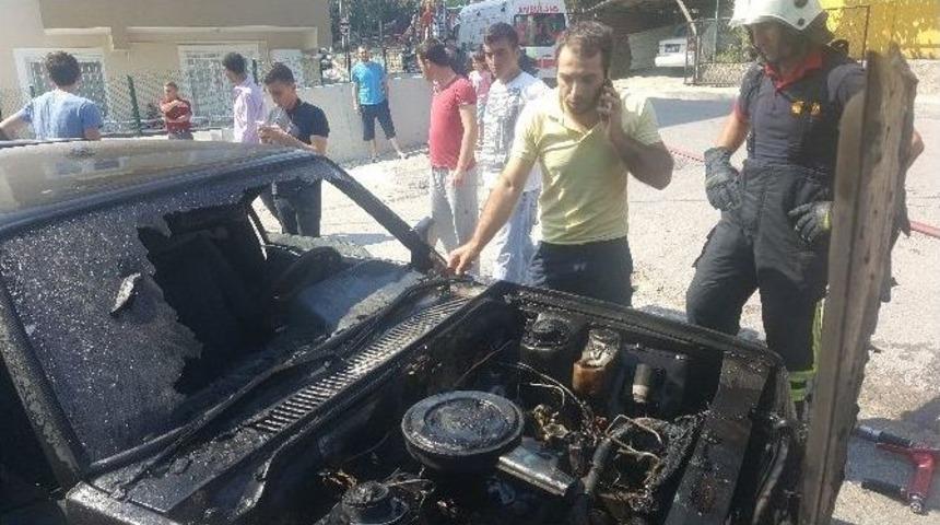 Motorunda Yangın &Ccedil;ıkan Otomobil Kullanılamaz Hale Geldi