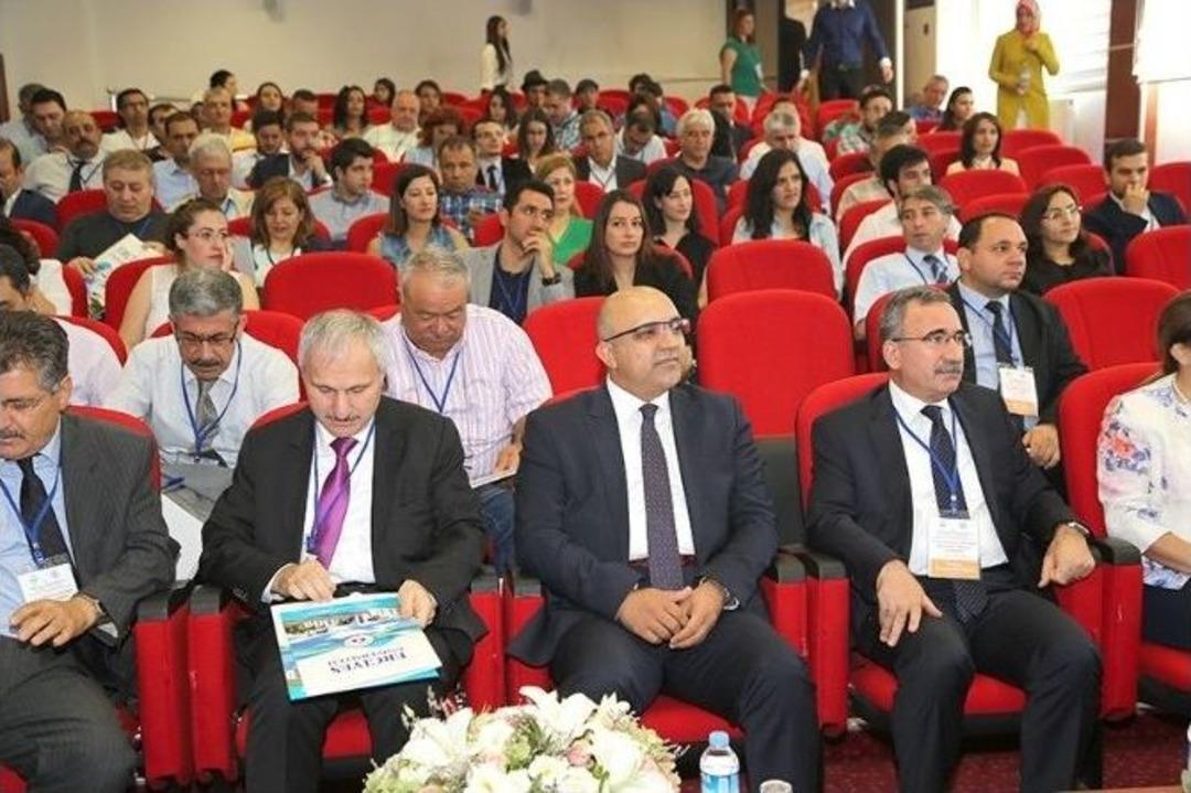 3. İ&ccedil; Anadolu B&ouml;lgesi Dilcileri S&uuml;rekli &Ccedil;alıştayı, Er&uuml;&rsquo;de Başladı