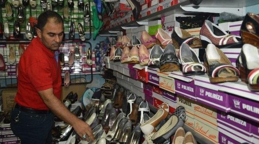 Sur Esnafı &Ccedil;ifte Bayram Yaşıyor