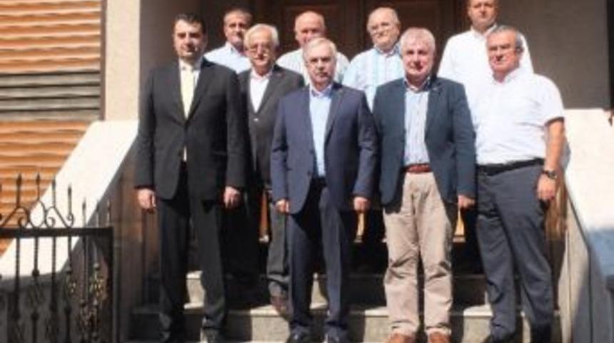 Milletvekili Hakkı K&ouml;yl&uuml;&rsquo;den Ticaret Borsası&rsquo;na Ziyaret