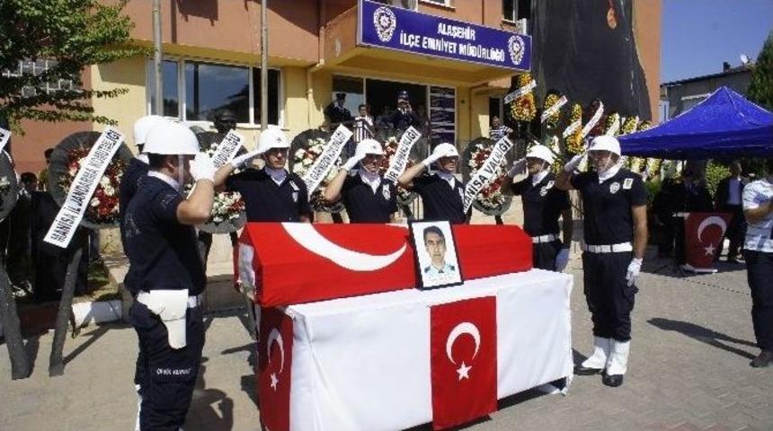Şehit Polis Ardında 4 Minik Yetim Bıraktı