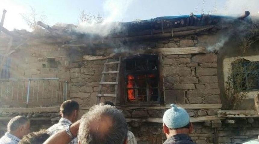 Seydişehir&rsquo;de Ev Yangını