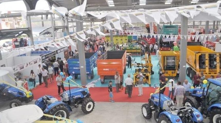 Uşak’ın İlk Tarım Fuarında Utso’da Stant Açtı