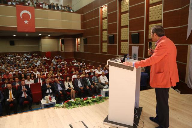 Hisarcıklıoğlu: Hep birlikte el ele verip, ülkemiz hak ettiği yere getireceğiz