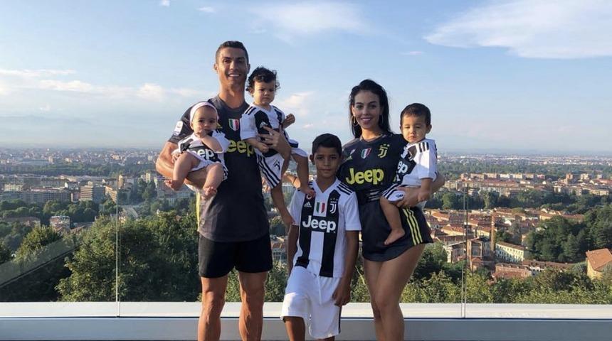 Cristiano Ronaldo'nun oğlu Ronaldo Jr'a transfer teklifi