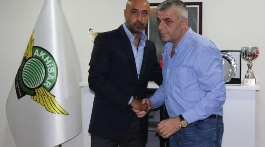 Akhisar Belediyespor&rsquo;da Tolunay Kafkas İmzaladı