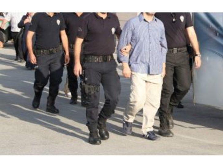 Uşak’ta Fetö’den Gözaltına Alınan 24 Kişiden 23’ü Tutuklandı