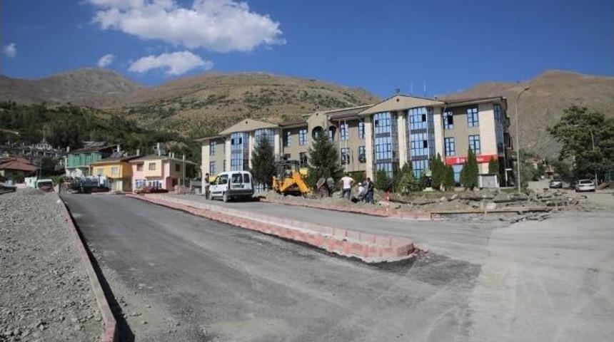 Hizmet Binası Bah&ccedil;esinde Yeni D&uuml;zenleme