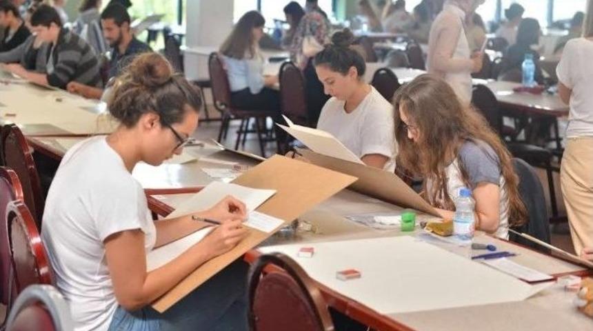 Sa&uuml;&rsquo;de &Ouml;zel Yetenek Sınavına Yoğun İlgi