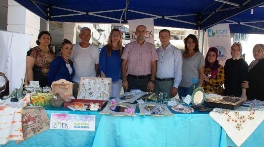 İzmek&rsquo;te Yeni D&ouml;nem Kayıtları Devam Ediyor