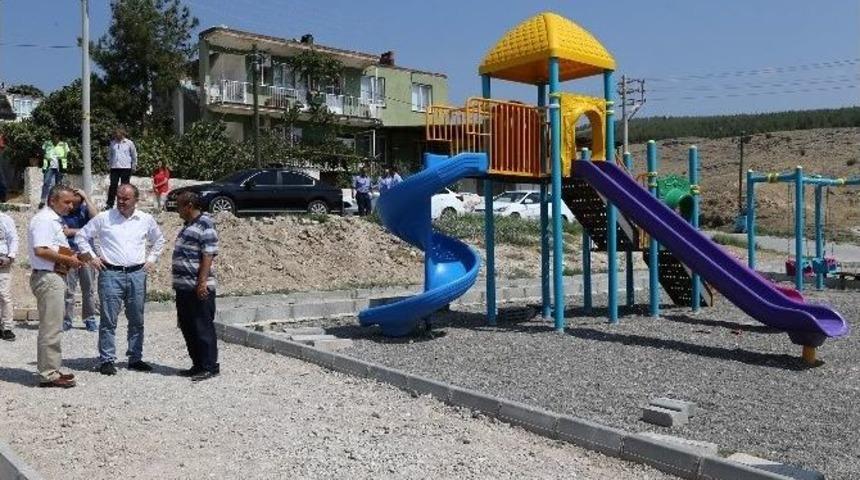 Başkan G&uuml;rlesin Park &Ccedil;alışmalarını İnceledi