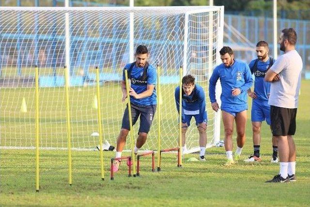 Adana Demirspor’da İzin Bitti