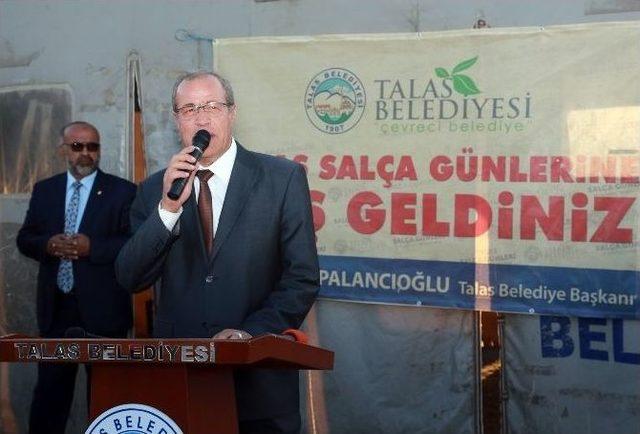 Talas’ta Bin 150 Aile Salça Kaynattı