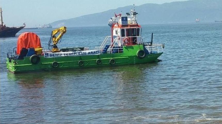 Gemlik K&ouml;rfezi Deniz S&uuml;p&uuml;rgeleriyle Temizleniyor