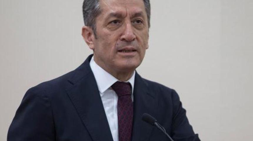 Milli Eğitim Bakanı Ziya Selçuk'tan bir ezber bozan uygulama daha!