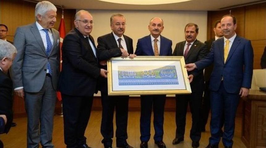 Edirne Heyetinden Bakan M&uuml;ezzinoğlu&rsquo;na Ziyaret