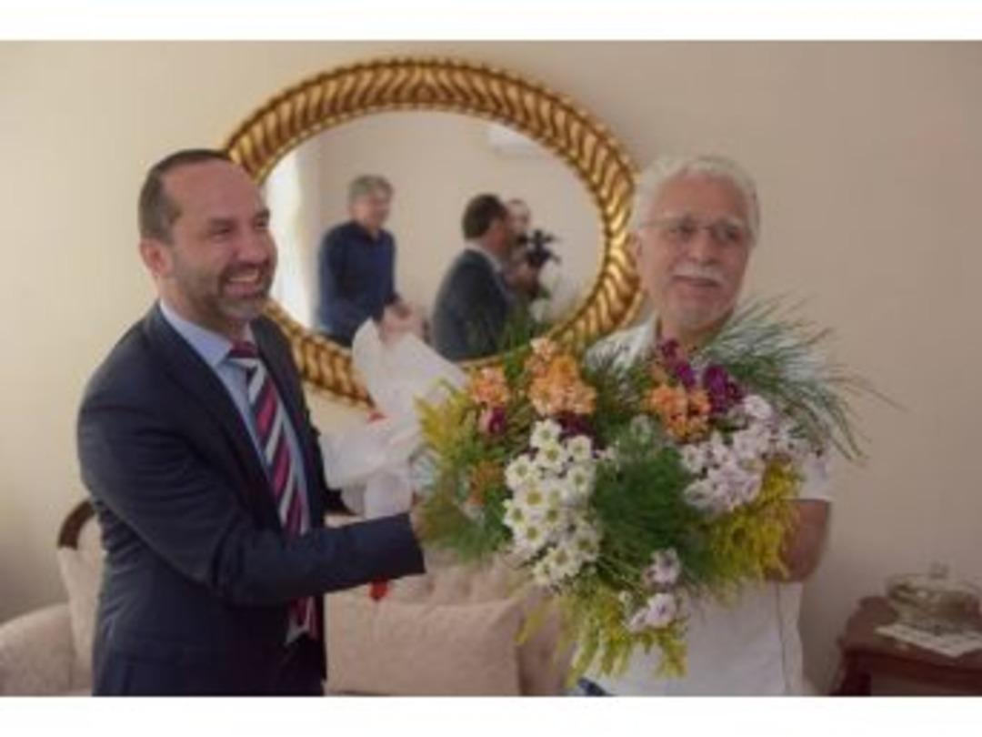 Başkandan Gazeteciye Ziyaret