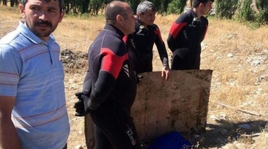 2,5 Yaşındaki &Ccedil;ocuk Su Kanalında Boğuldu