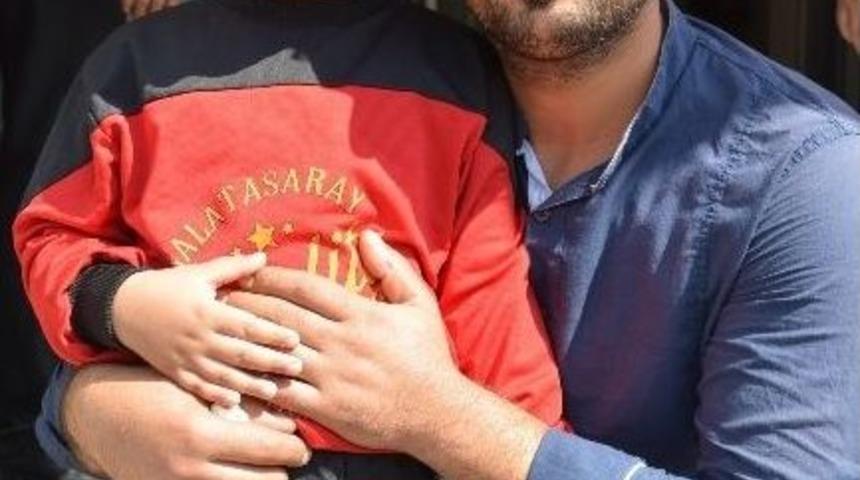 Epilepsi Hastası Baba Hasta Oğlunu Tedavi Ettirebilmek İ&ccedil;in İş İstiyor