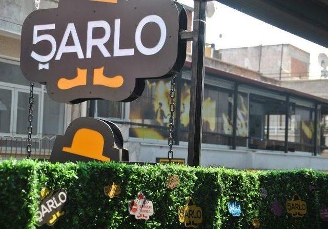 Şarlo Kafe Aydınlıların Uğrak Noktası Haline Geldi