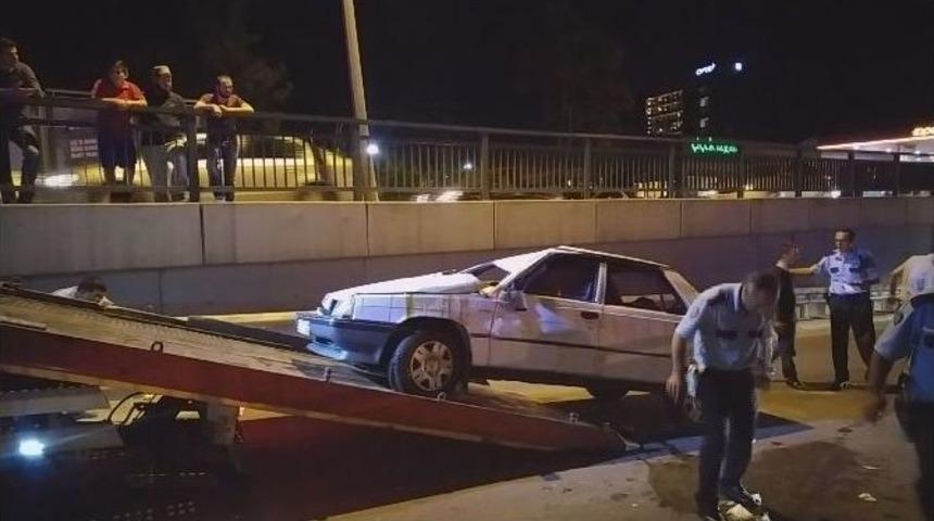 Kontrolden &Ccedil;ıkan Araba Takla Attı