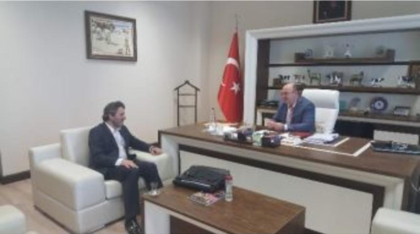 T&uuml;msiad Trabzon Şube Başkanı Atmaca&rsquo;dan Hayvancılık Genel M&uuml;d&uuml;r&uuml; Kayhan&rsquo;a Ziyaret