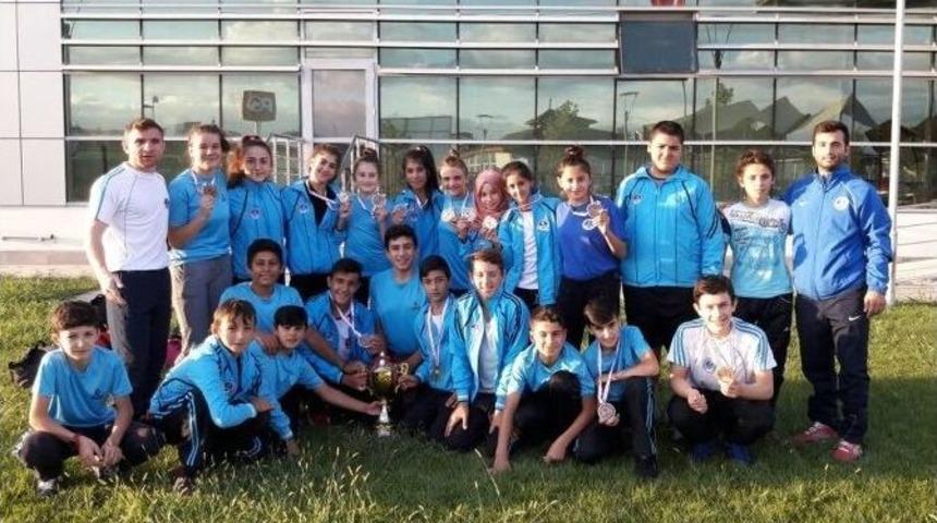 B&uuml;y&uuml;kşehirli Judocular Madalya Bırakmadı