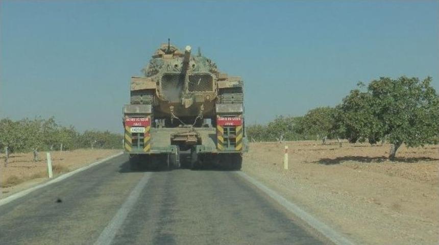 Cerablus Sınırına Tank Ve Ob&uuml;s Takviyesi