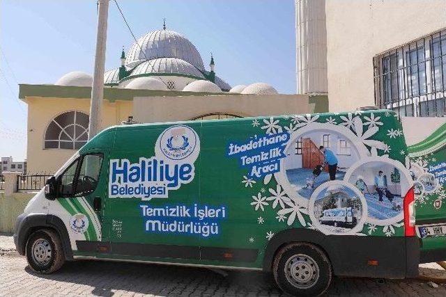 Haliliye Belediyesi İbadethaneleri Kurban Bayramı’na Hazırlıyor