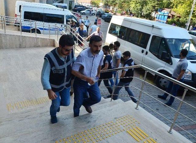 Zonguldak’ta Fetö Soruşturması: 12 Şüpheli Adliyede