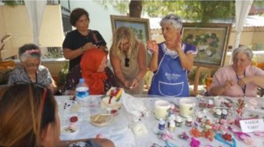 Nilsem Kursiyerleri Eserlerini &Ccedil;anakkale&rsquo;de Sergiledi