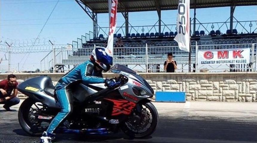 Drag Şampiyonasına Yeşil-beyazlılar Damga Vurdu